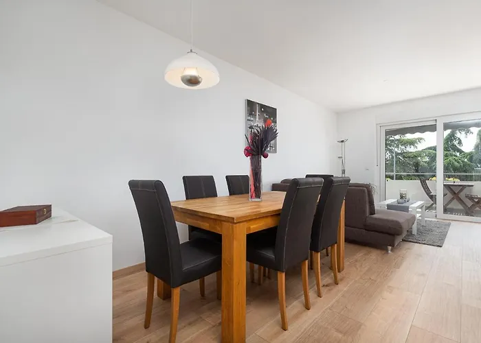 Massa 200 M To The ポレッチ